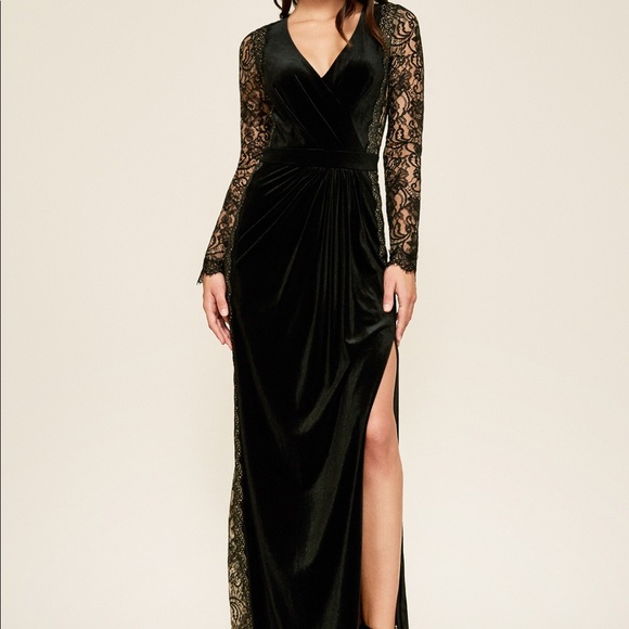 tadashi shoji black velvet gown